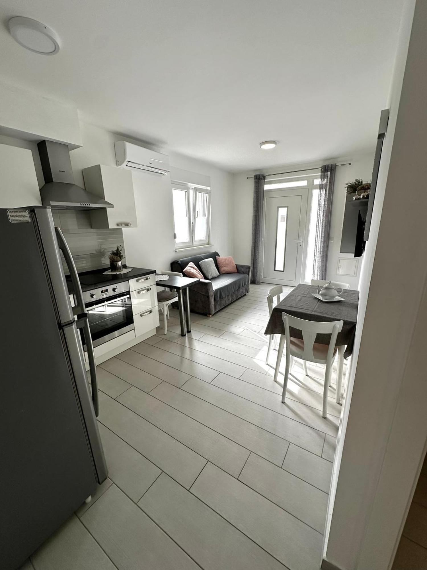 Apartments Danica Promajna Extérieur photo